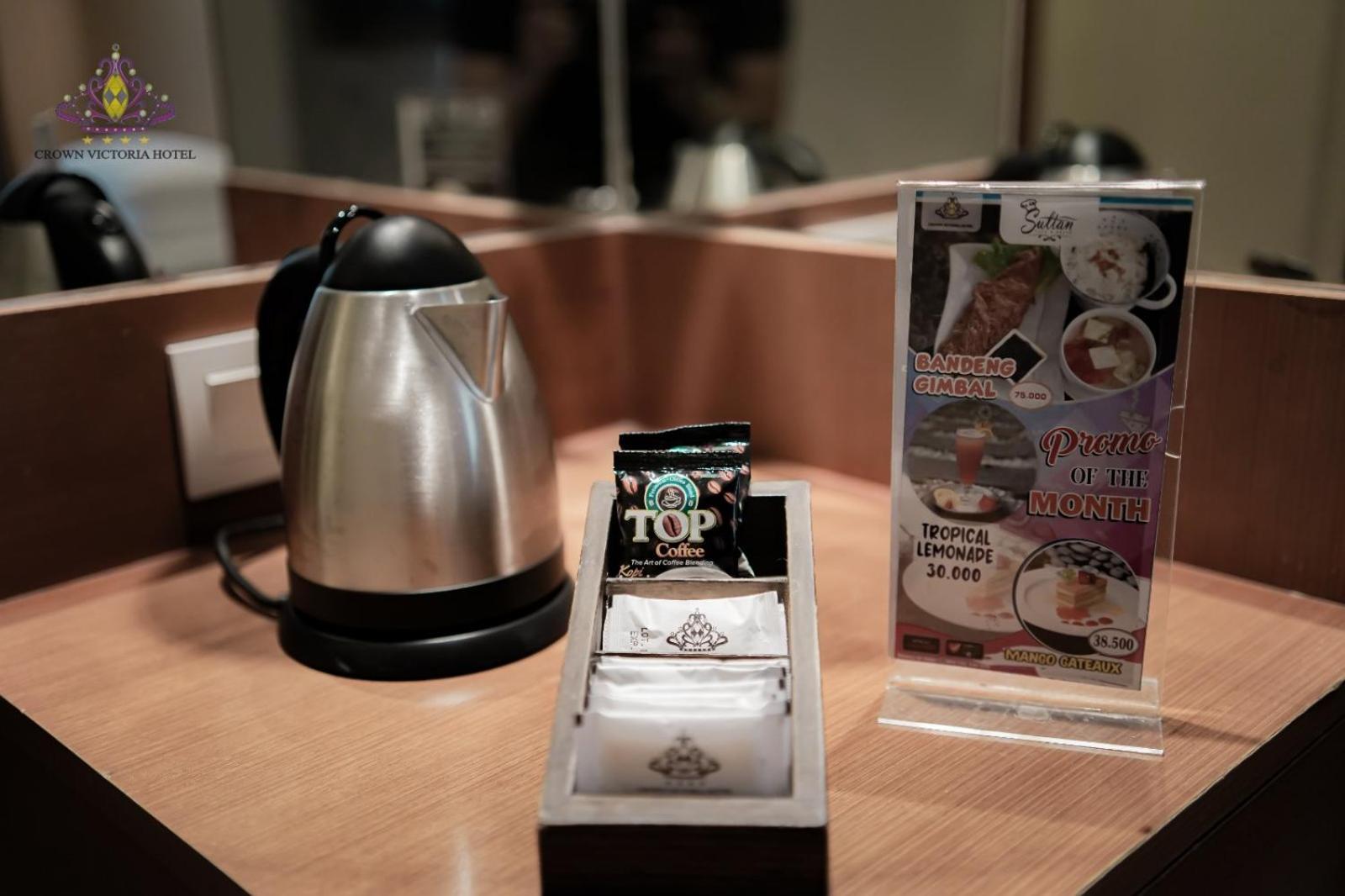 Crown Victoria Hotel Tulungagung Ngoại thất bức ảnh